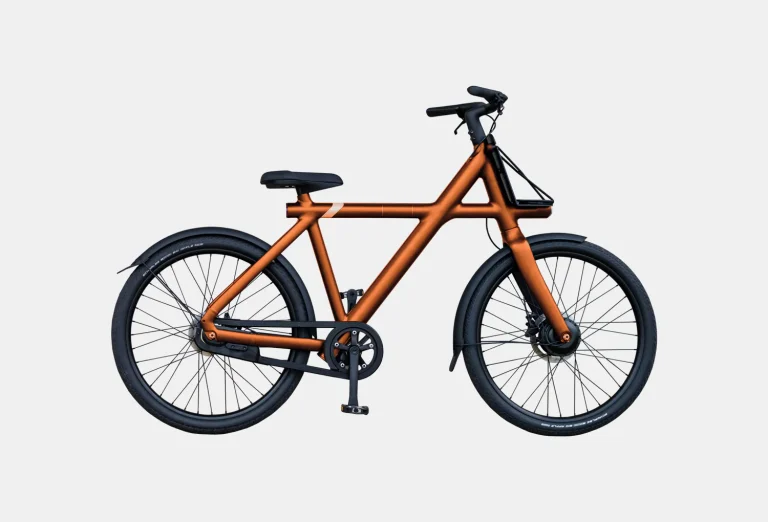 Orange Urban Style Single-Speed Bike Modern orange bicycle with extended front frame, black accents, and disc brakes on white background.